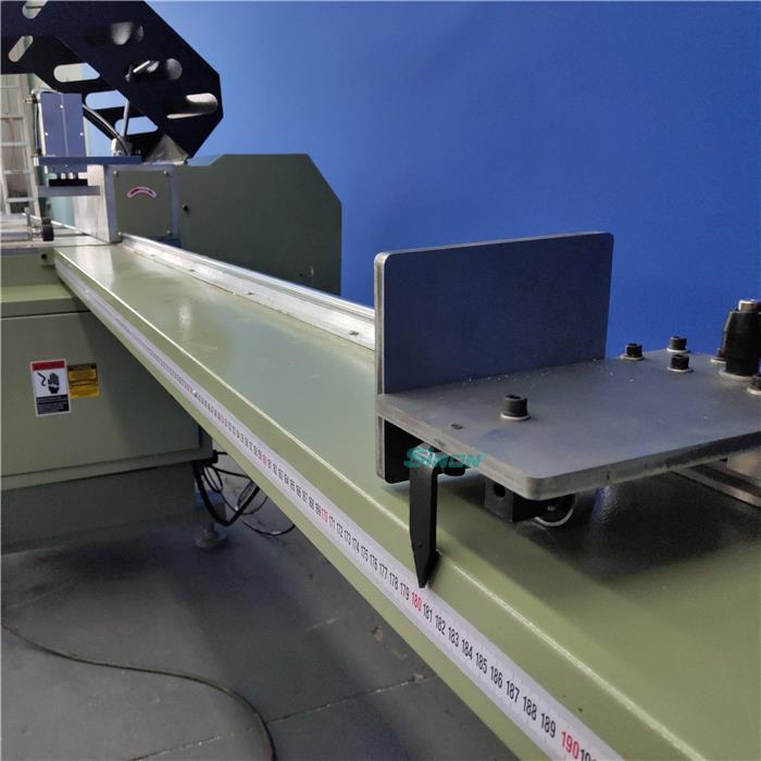 Aluminium Profile Cutting Machine